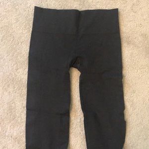 Grey lululemon running ankle tights size 6